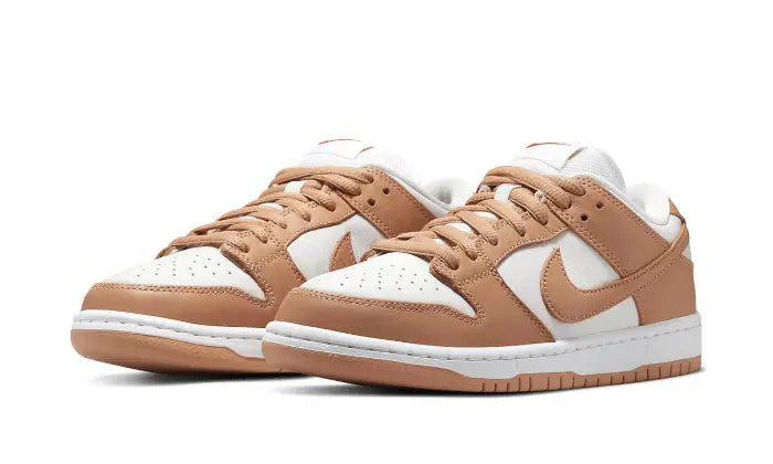 Nike SB Dunk Low Light Cognac