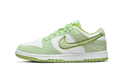 Nike Dunk Low SE Fleece Green