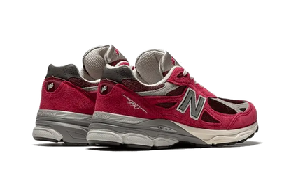 New Balance 990 V3 Scarlet